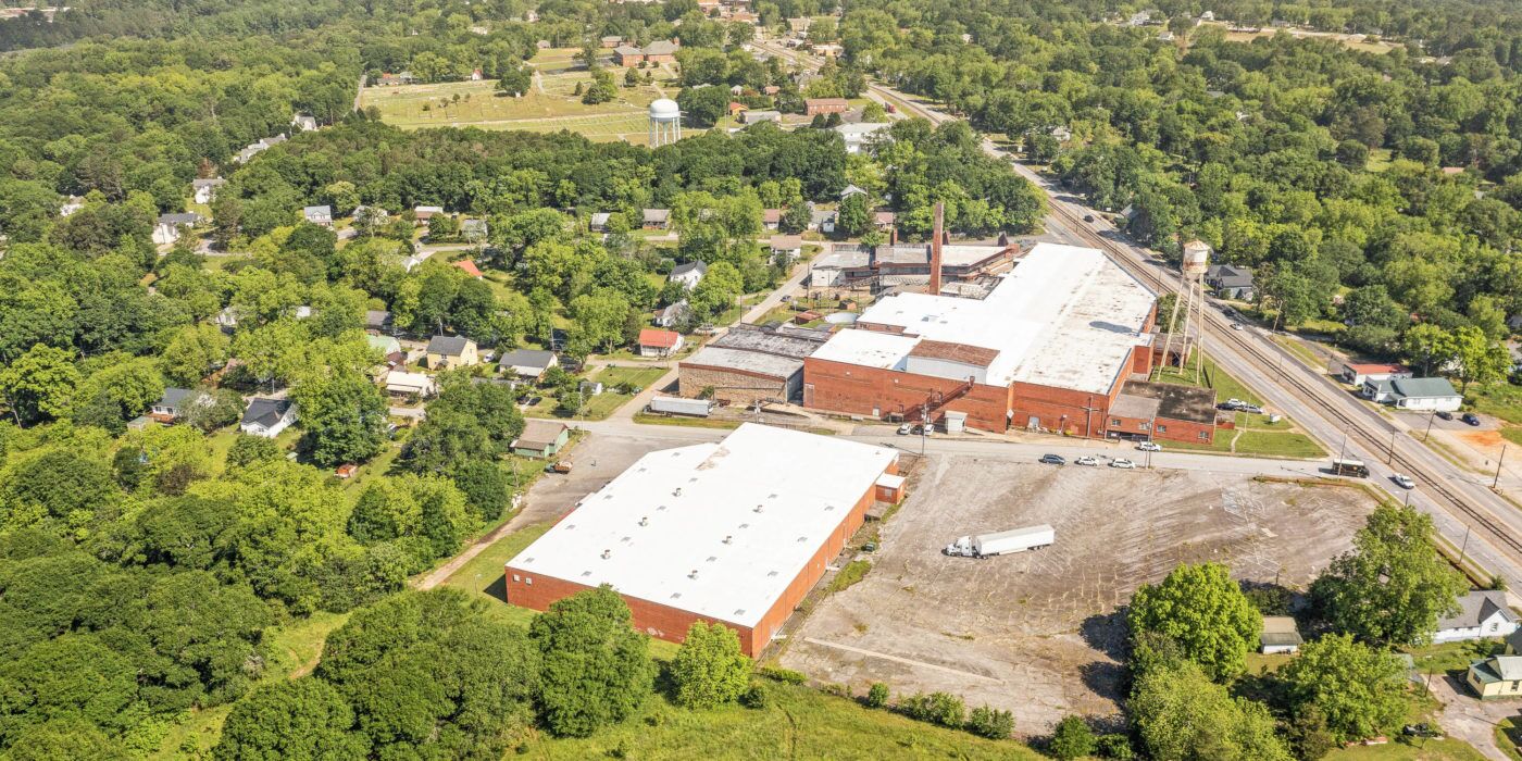 MTI Baths' manufacturing facility in Commerce, GA, sold by Stratus Property Group.